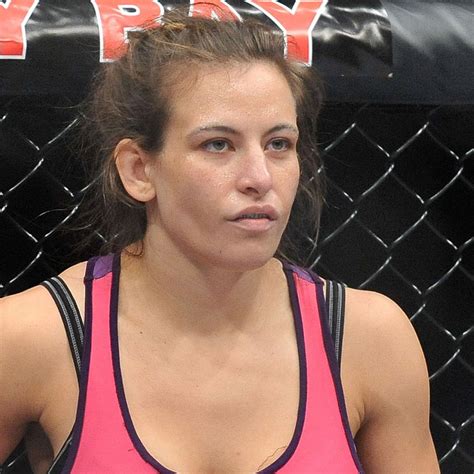 Miesha Tate shocked the MMA world last night when she defeated Holly Holm with a “rear naked choke” for the UFC women’s bantamweight title. Miesha then went on to disgust the Islamic world with the rear naked leaked cell phone photos below. Though her nude body is pleasingly unfeminine, Miesha Tate is cruising for a ..